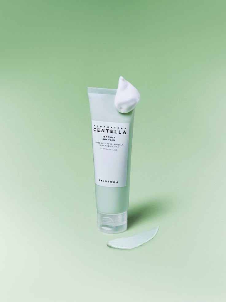 SKIN 1004 Tea-Trica BHA Foam